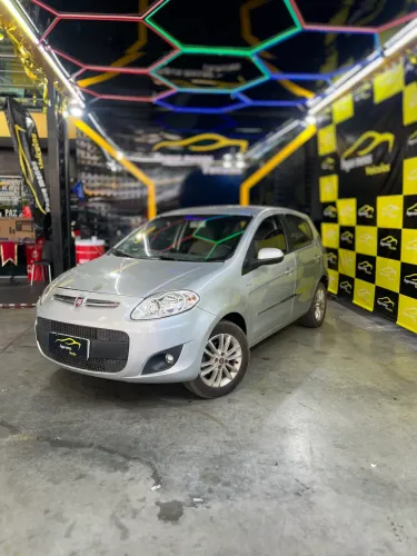 Fiat Palio Essence 1.6 Flex 16V 5P 2014