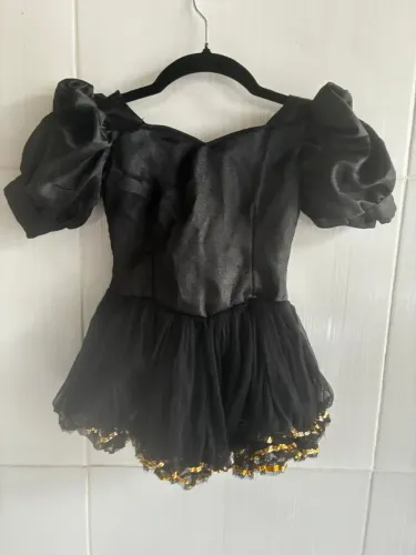 Fantasia Luxuosa de Bailarina/Festa Preta e Dourada(2 a 4 anos)Item de segunda mão