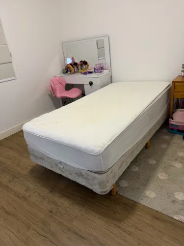 Cama Probel Firme - solteiro king (2,0m x 1,0m) - usada/colchão bem conservado