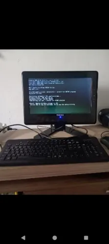 Computador funciona perfeitamente só a CPU que é antiga aí tem que baixar um novo programa