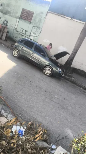 Chevrolet Corsa Hat. Premium 1.4 8V Econoflex 5P 2009