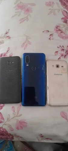 Vendo 3 celulares pra usar as peças, somente sangue funcionando $100