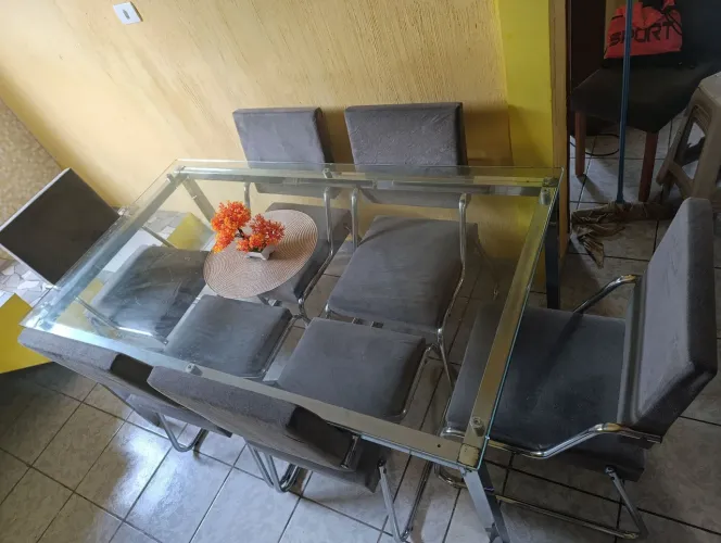 Mesa seis cadeiras inox tampo de vidro