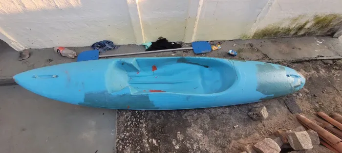 Kayak de fibra