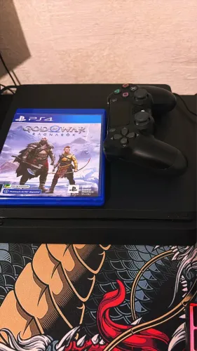 Ps4 pouco usado