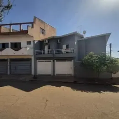 Vendo ou troco por casa de menor valor este sobrado em Tatui-SP