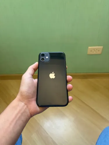 iPhone 11 64gb Preto