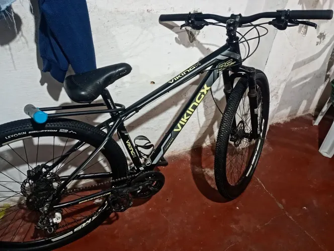 bicicleta semi nova vinkig x aro 29 vem que dá tempo *