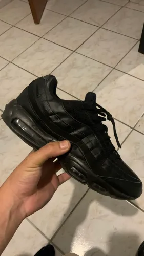 Air Max 95 preto