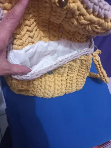 Bolsa de crochê fio de malha 