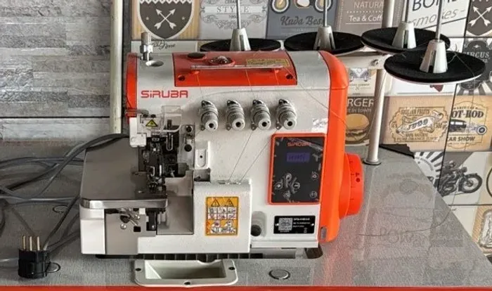 MÁQUINA DE COSTURA INDUSTRIAL