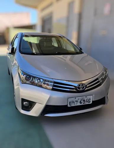 Toyota Corolla Altis 2.0 Flex 16V Aut. 2015