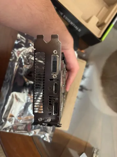 Placa de Vídeo GTX 1050 Ti 4gb