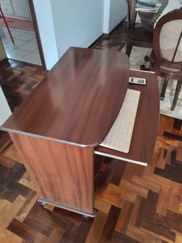 Vendo Rack para computador 