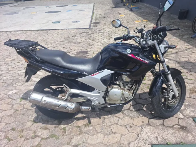VENDO OU TROCO FAZER 250 2008