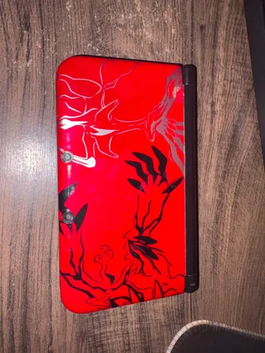 Nintendo 3DS XL - Edição Limitada Pokémon X/Y Vermelho + 5 Jogos