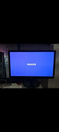 Monitor Phillips Led 24'Polegad 60 Hertz Resolução: 1920 X 1080p - Excelente Estado 