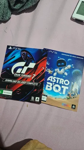 Astro Bot / Gran Turismo 7 PS5