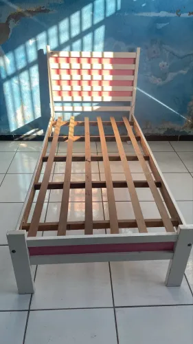 Cama solteiro madeira usada 220$