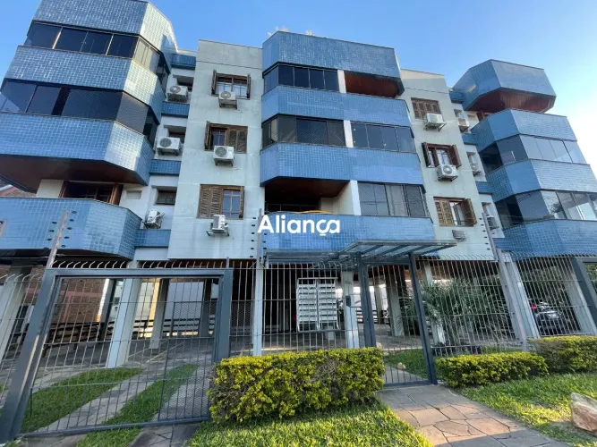 Apartamento cobertura com 1 dormitório churrasqueira no bairro Cristal em Porto Alegre/RS
