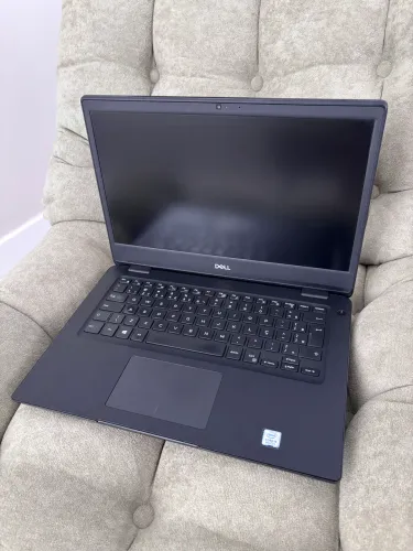 Notebook Dell Latitude i5 - 8GB - Nvme 256 - Cartão ate 12x
