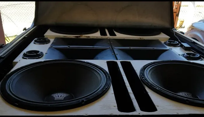 Vendo 4 Oversound 18 polegadas bobinas 4ohms(2x700W e 2x800W)