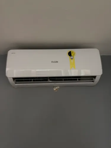 Vendo ar condicionado ELGIN 12mil BTUS 