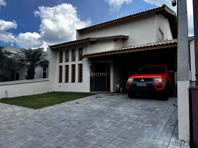 Casa em Condomínio Fechado com 3 Suítes com 310M2 - Itupeva- Sp