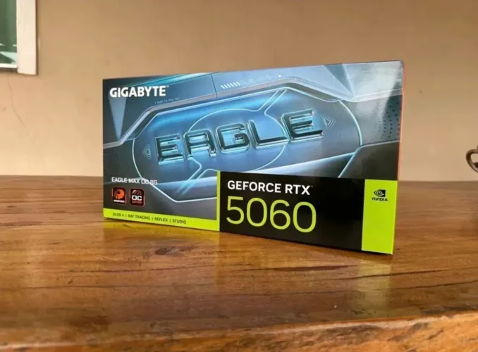 5060 Rtx 8GB lacrada