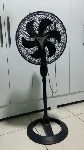 Ventilador de Pé 