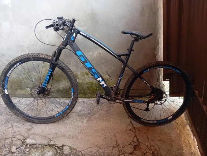 Vendo bicicleta GTS 27 marcha aro 29.