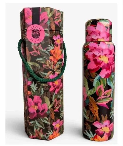garrafa farm nova com caixa floral