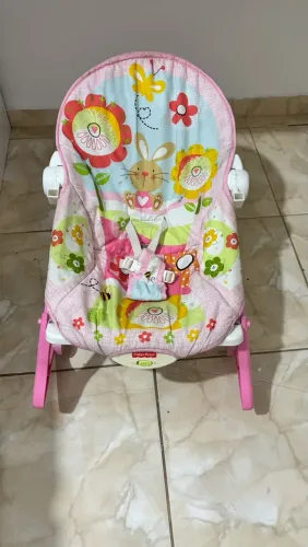 cadeira de descanso e balanço infantil da Fisher-Price