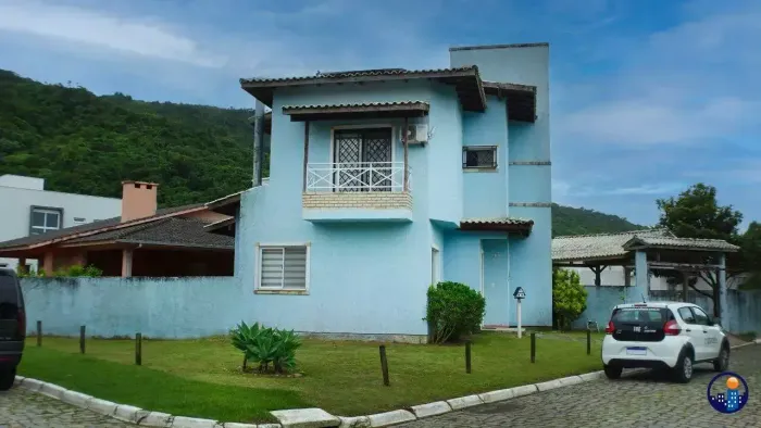 Casa semimobiliada para aluguel de 3 dormitórios no norte da Ilha de Florianópolis, Ponta