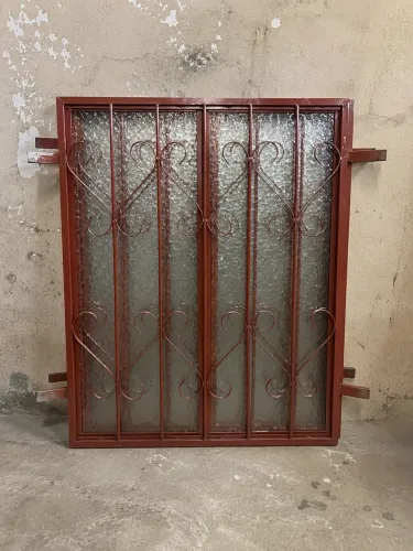 Janela de Ferro (1,0x0,8 m)