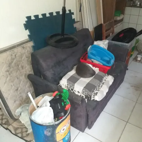 Sofa e coisas