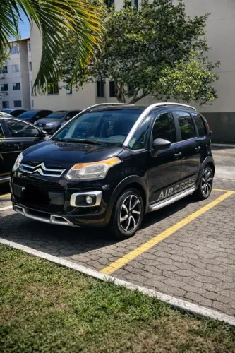 Citroen Aircross GLX 1.6 Flex 16V 5P Aut. 2012