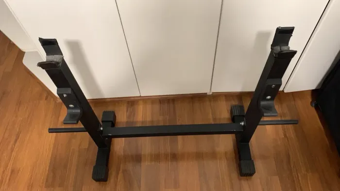 Rack Suporte para barra de musculação ? cavalete para supino