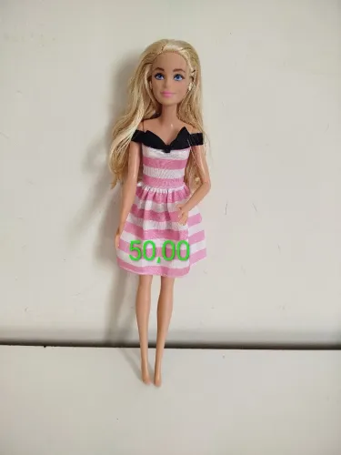 Barbie vestido rosa
