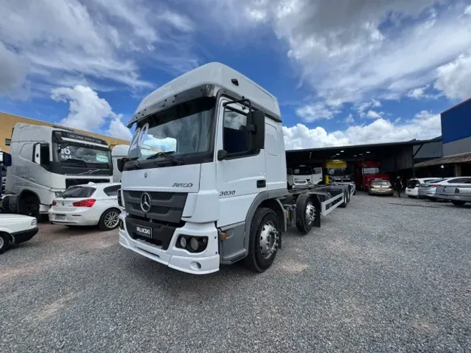 MERCEDES BENZ ATEGO 3030 8X2 2020