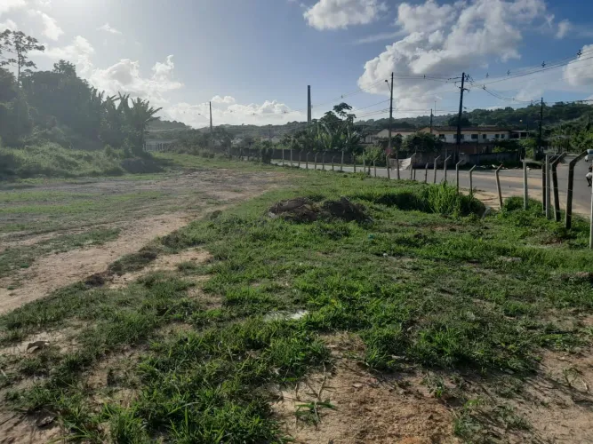 VENDE-SE OU TROCA EM CARRO, TERRENOS NO LOTE 56 PRÓXIMO DE BR, ESTRADA DA MURIBECA. 