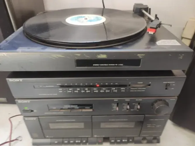 System toca discos Sony PS LX23C