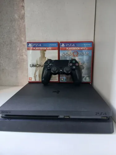 PS4 Slim 1tb + 2 jogos.