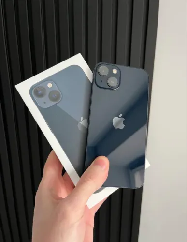 iPhone 13 256GB