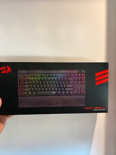 TECLADO REDRAGON MAGIC-WAND PRO 75%