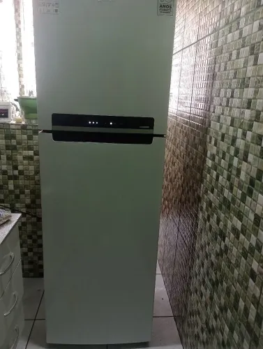 Geladeira Midea