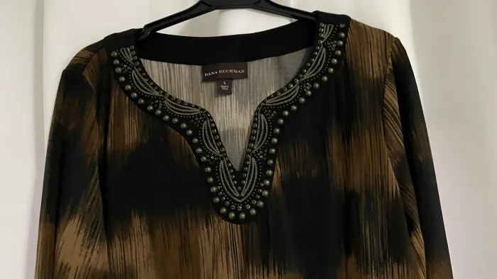 Blusa feminina de alto padrão - GG