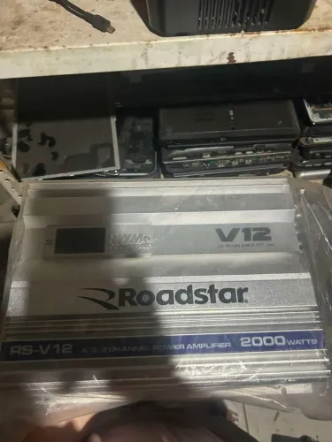 Módulo Amplificador Roadstar RS-V12 2000W
