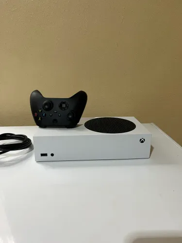Xbox Series S 512gb - Em excelente estado