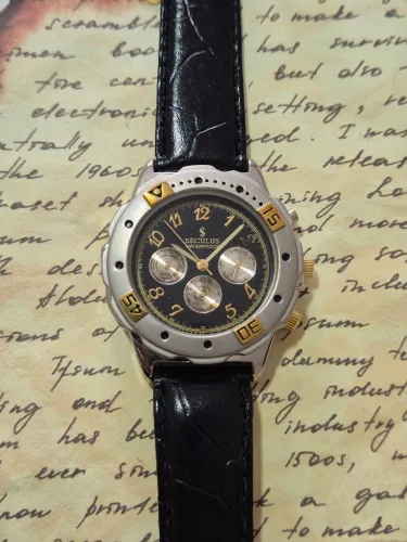 Relógio Séculus Cronógrafo Vintage Preto e Dourado anos 90